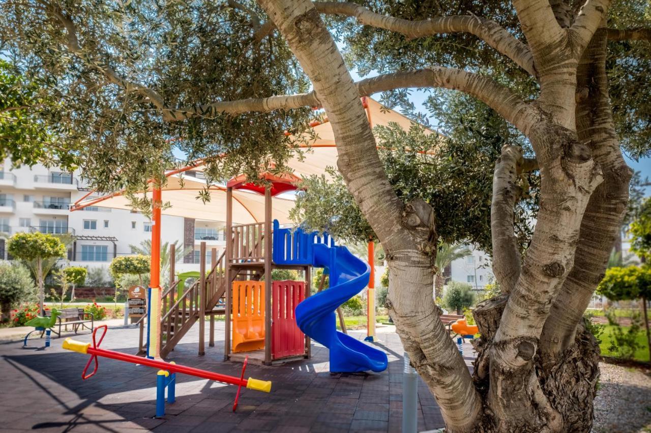 Thalassa Beach Family & Waterpark Resort Vokolidha 외부 사진