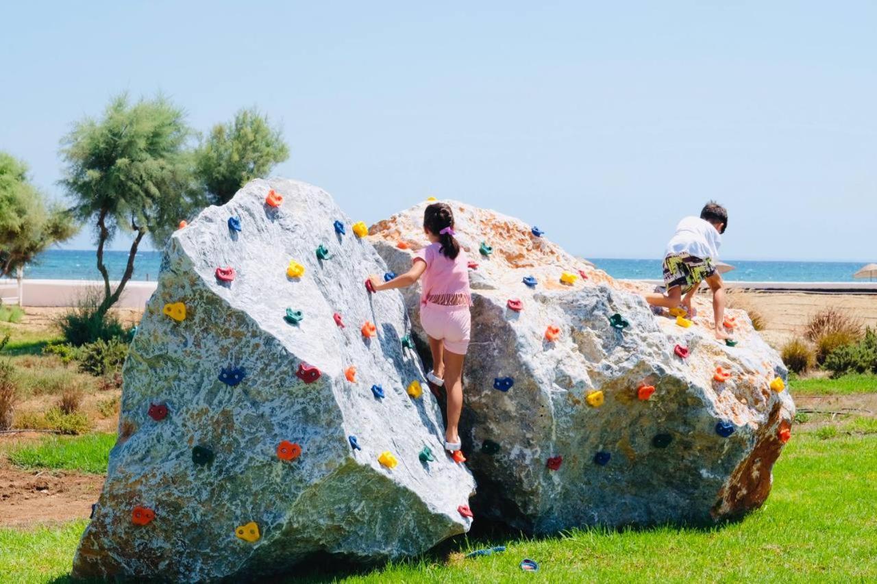 Thalassa Beach Family & Waterpark Resort Vokolidha 외부 사진