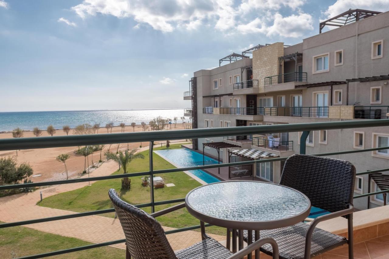 Thalassa Beach Family & Waterpark Resort Vokolidha 외부 사진