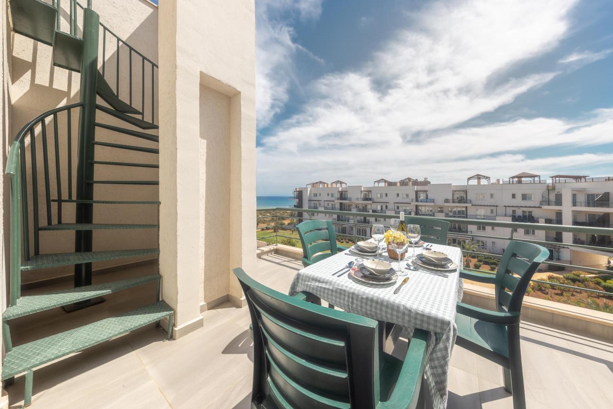 Thalassa Beach Family & Waterpark Resort Vokolidha 객실 사진
