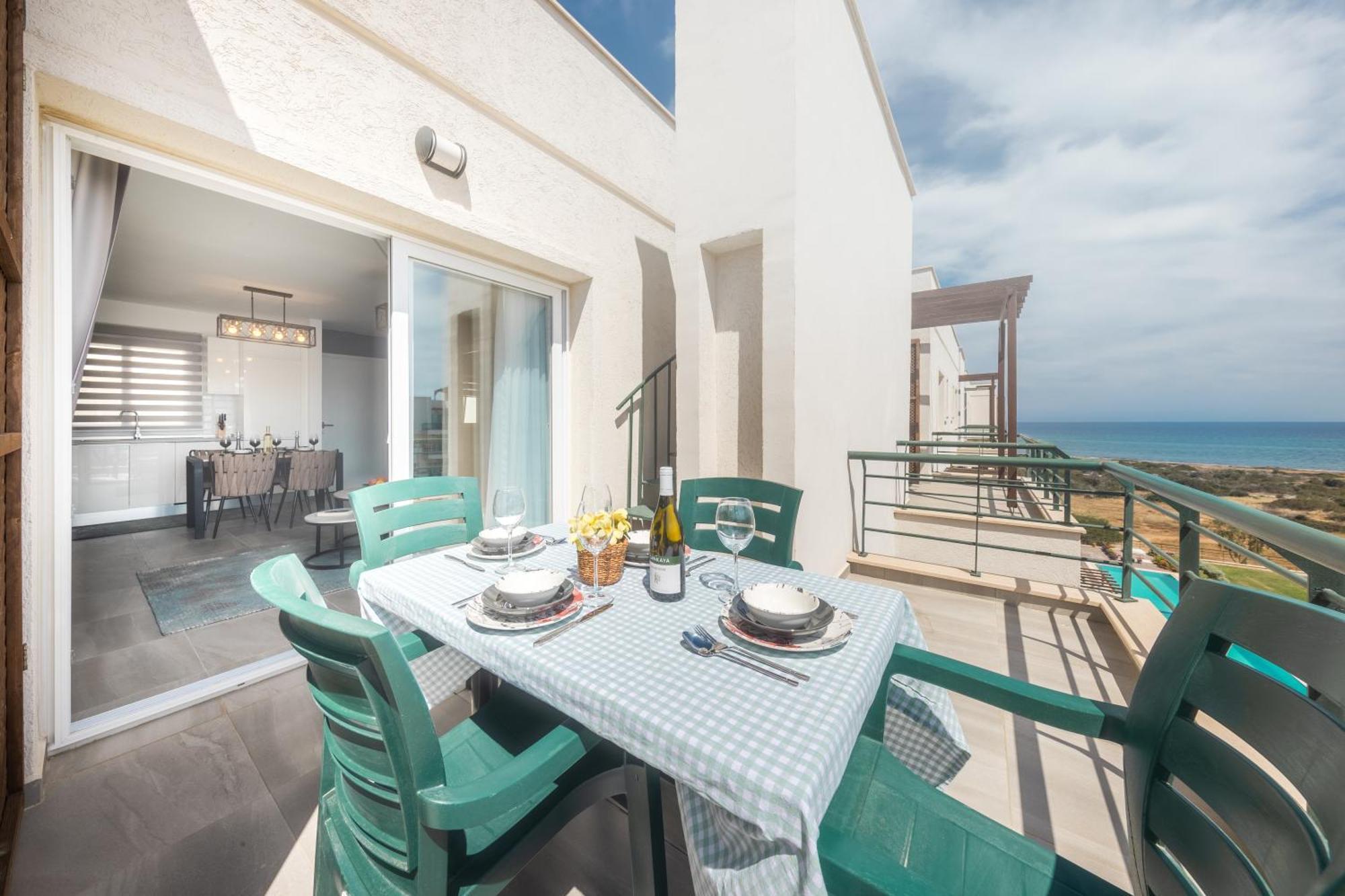 Thalassa Beach Family & Waterpark Resort Vokolidha 객실 사진